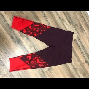 XL Fabletics capris